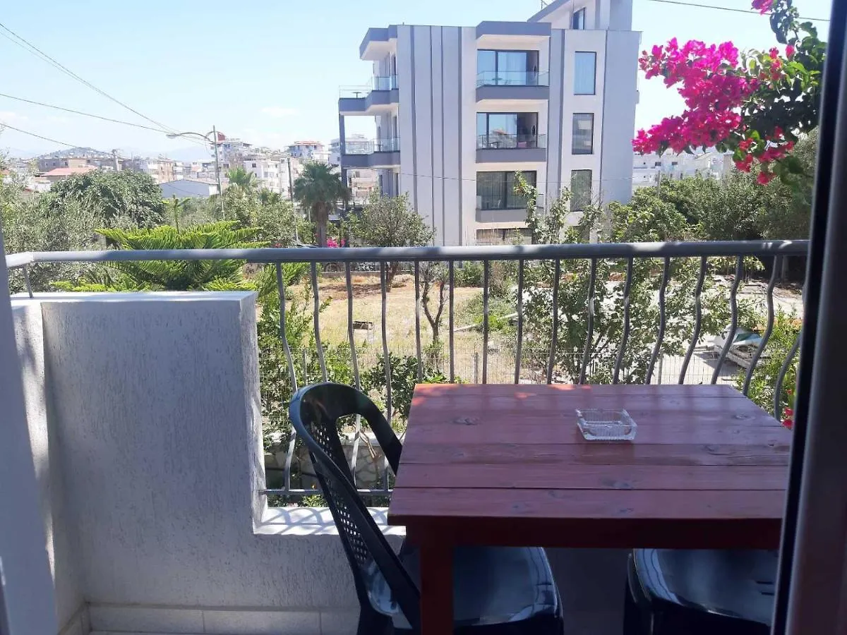 Vila Ester Ksamil Albanien
