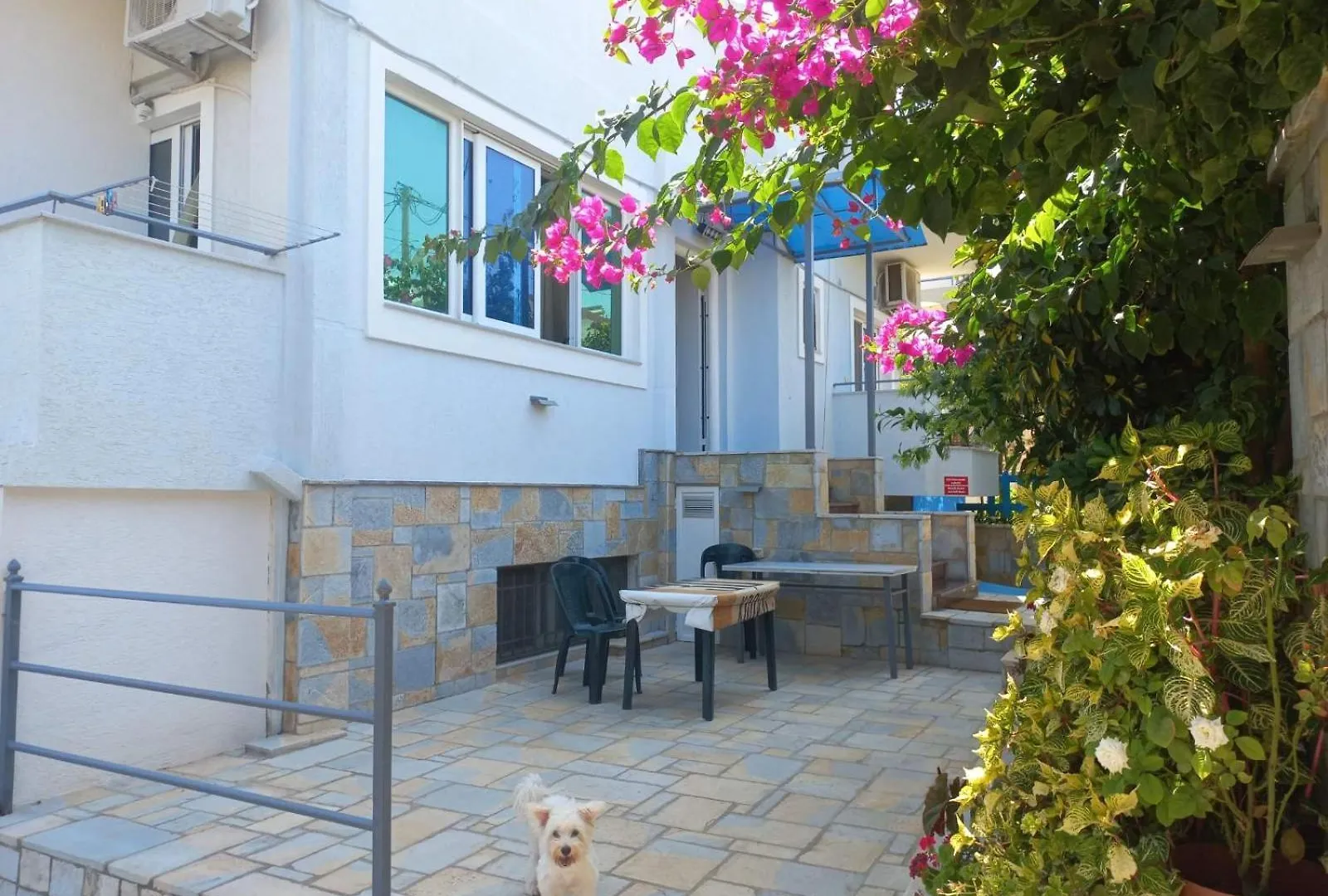 Aparthotel Vila Ester Ksamil
